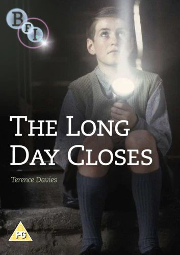 The Long Day Closes (1992)